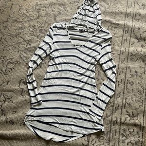 Splendid striped long sleeve hooded tunic